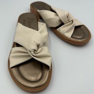 Blowfish Malibu Ivory Sandals Size 7 | Slip-On Slides